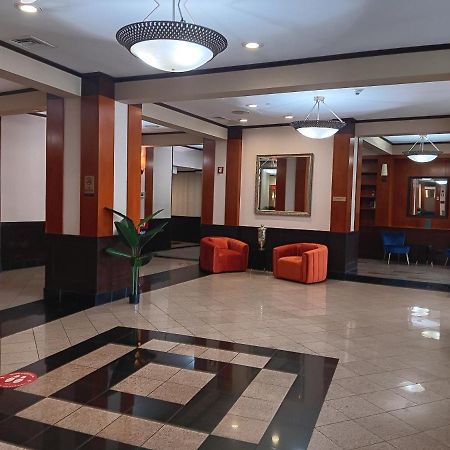 Clarion Hotel & Suites Mount Laurel Dış mekan fotoğraf