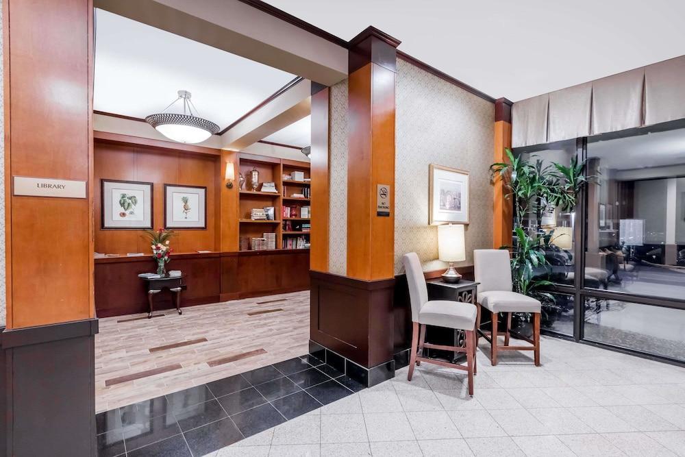 Clarion Hotel & Suites Mount Laurel Dış mekan fotoğraf