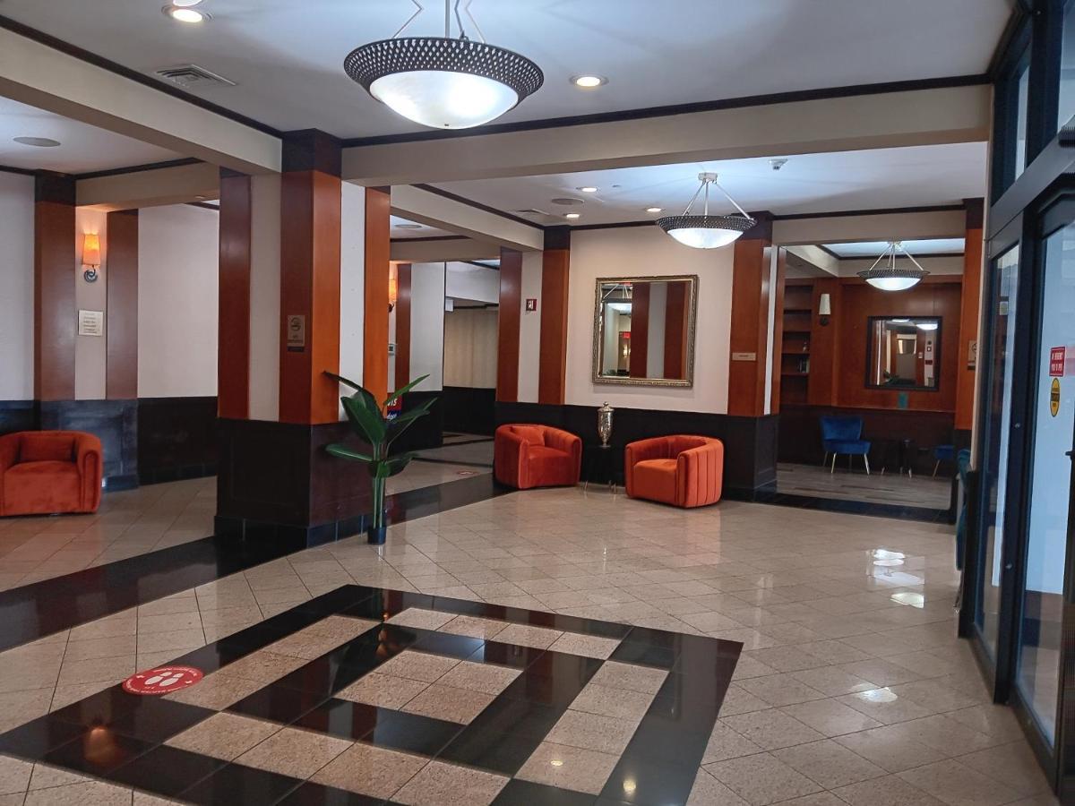 Clarion Hotel & Suites Mount Laurel Dış mekan fotoğraf