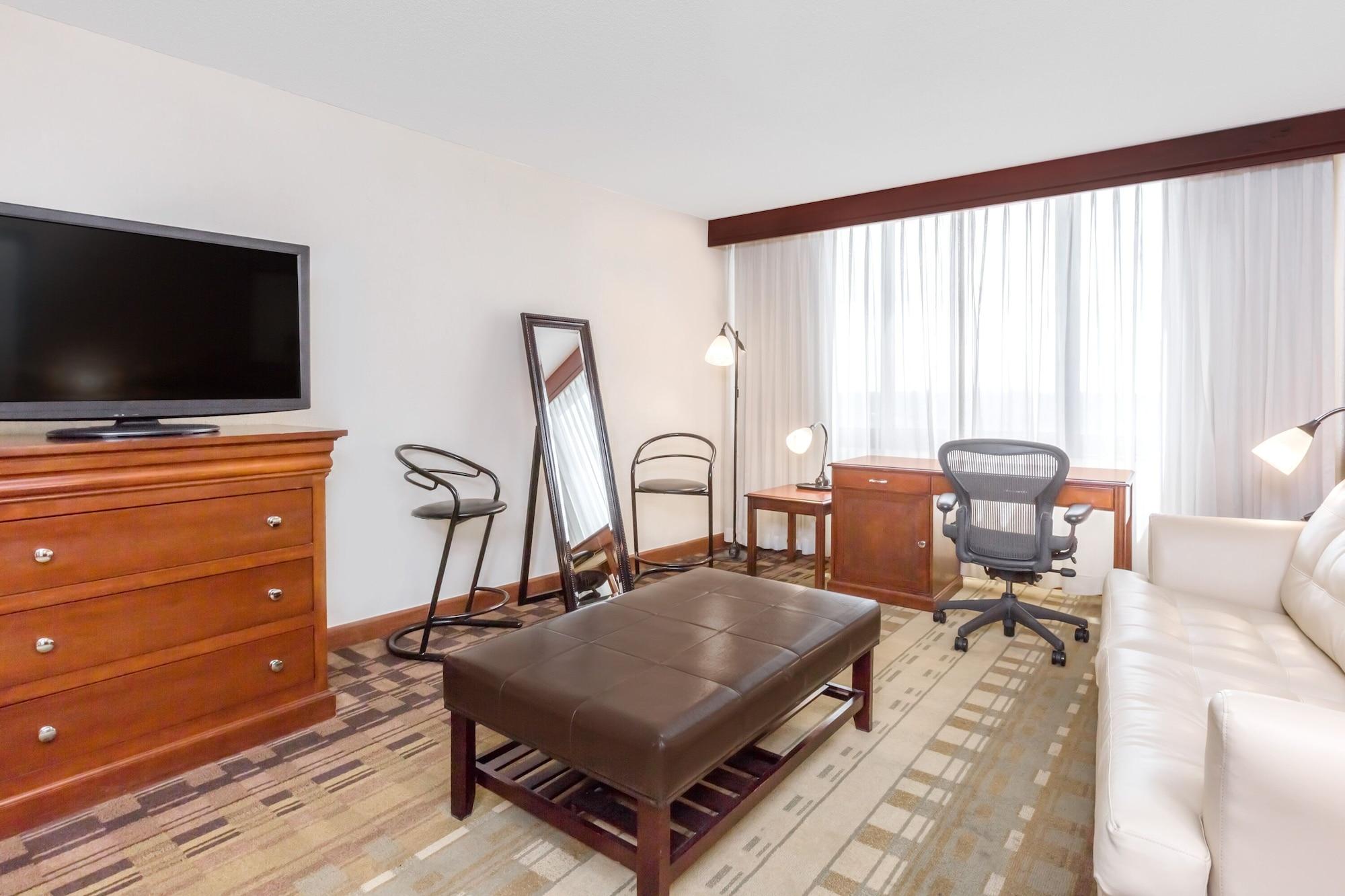 Clarion Hotel & Suites Mount Laurel Dış mekan fotoğraf